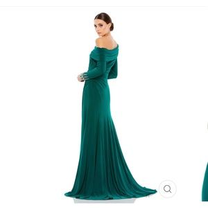 Mac Dougal Jersey off shoulder   Emerald green size 4